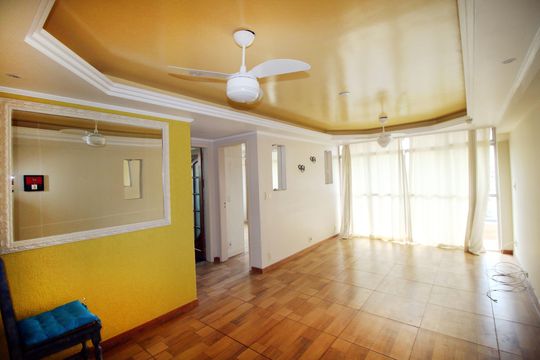 Apartamento à venda com 2 quartos, 80m² em Olaria, Rio de Janeiro