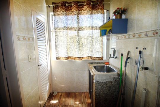 Área de Serviço de apartamento à venda com 2 quartos, 80m² em Olaria, Rio de Janeiro