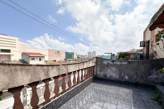 Varanda do Quarto 1 de casa à venda com 4 quartos, 247m² em Jardim Sao Luis, São Bernardo do Campo