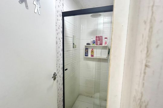 Banheiro de apartamento à venda com 2 quartos, 34m² em Vila Sao Joao, Guarulhos
