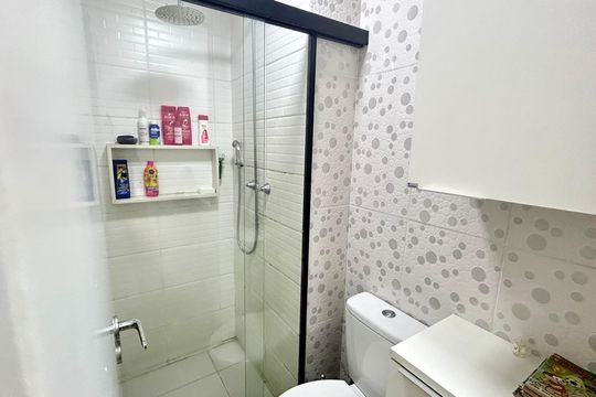 Banheiro de apartamento à venda com 2 quartos, 34m² em Vila Sao Joao, Guarulhos