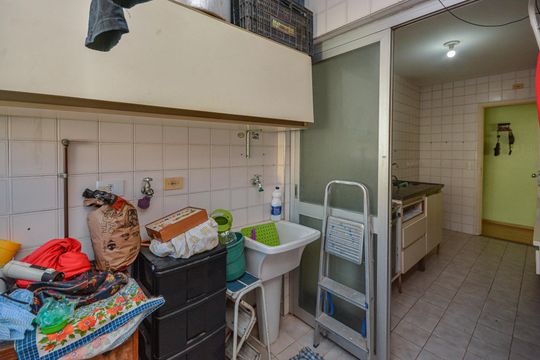 Área de serviço de apartamento à venda com 3 quartos, 77m² em Vila Sofia, São Paulo