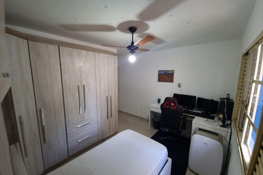 Quarto de casa à venda com 3 quartos, 184m² em Jardim Jamaica, Santo André