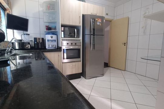 Cozinha de casa à venda com 3 quartos, 184m² em Jardim Jamaica, Santo André