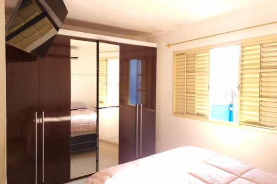 Quarto de casa à venda com 3 quartos, 184m² em Jardim Jamaica, Santo André