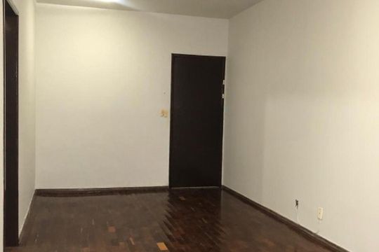 Sala de apartamento à venda com 3 quartos, 104m² em Santa Efigênia, Belo Horizonte
