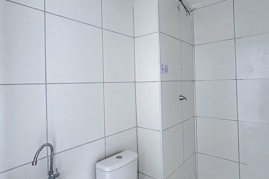 Banheiro de kitnet/studio à venda com 1 quarto, 27m² em Tatuapé, São Paulo