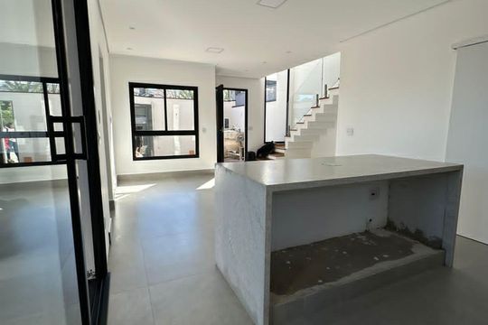 Cozinha de casa de condomínio à venda com 4 quartos, 144m² em Alphaville, Santana de Parnaíba