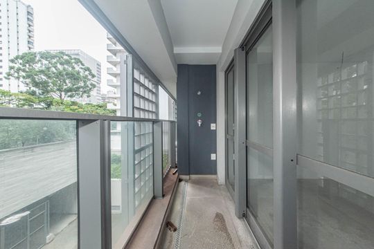 Varanda de kitnet/studio para alugar com 1 quarto, 24m² em Brooklin, São Paulo