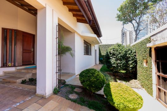 Área comum de casa para alugar com 4 quartos, 488m² em Nova Campinas, Campinas