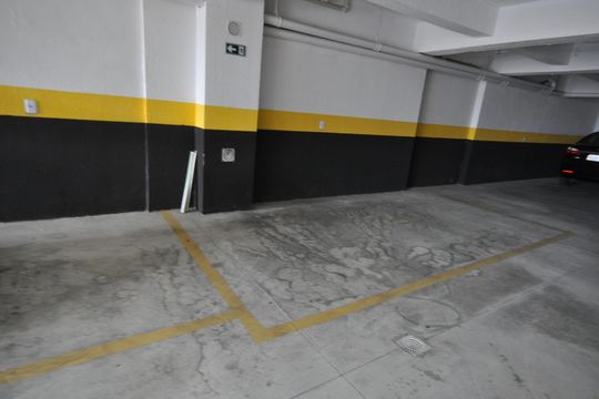 Garagem de apartamento à venda com 2 quartos, 46m² em Vila Constança, São Paulo