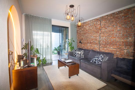 Casa à venda com 4 quartos, 140m² em Vila Cordeiro, São Paulo