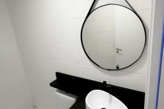 Detalhe - Banheiro Social de apartamento à venda com 2 quartos, 44m² em Vila Albertina, São Paulo