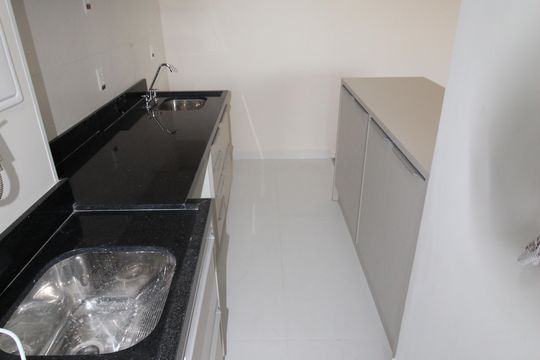 Cozinha de apartamento para alugar com 1 quarto, 60m² em Jardim Esplanada, São José dos Campos