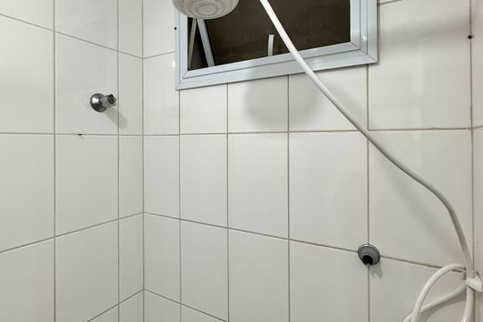 Banheiro  de apartamento à venda com 1 quarto, 32m² em Santo Amaro, São Paulo