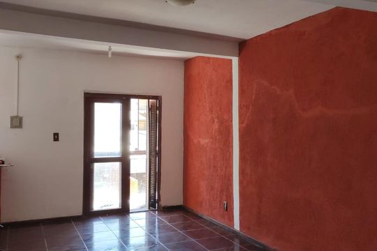 Sala de casa para alugar com 3 quartos, 160m² em Costa E Silva, Porto Alegre