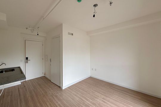 Quarto de kitnet/studio à venda com 1 quarto, 24m² em Vila Cordeiro, São Paulo