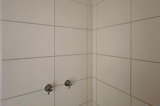 Banheiro  de kitnet/studio à venda com 1 quarto, 24m² em Vila Cordeiro, São Paulo