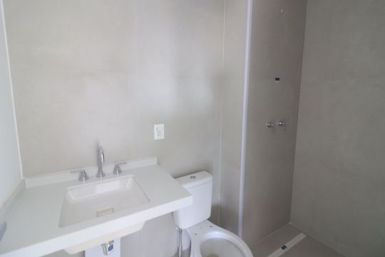 Banheiro 2 de apartamento para alugar com 3 quartos, 74m² em Bela Vista, Osasco