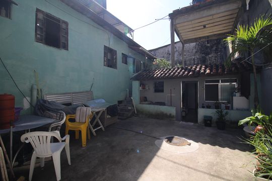 Garagem de casa de condomínio à venda com 3 quartos, 91m² em Vargem Grande, Rio de Janeiro