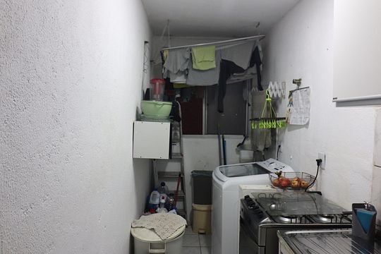 Cozinha e Área de Serviço de apartamento à venda com 2 quartos, 49m² em Vila Alves Dias, São Bernardo do Campo
