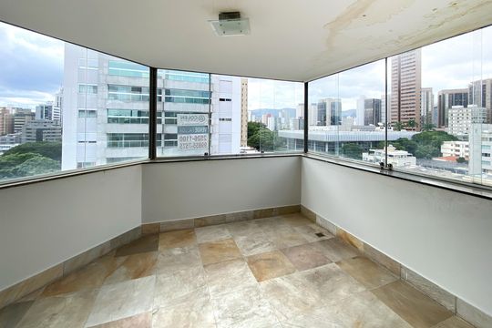 Varanda da Suite 2 de apartamento à venda com 5 quartos, 382m² em Santo Agostinho, Belo Horizonte