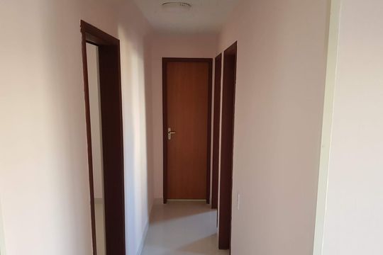 Corredor de apartamento à venda com 3 quartos, 63m² em Parque Sao Vicente, Santo André