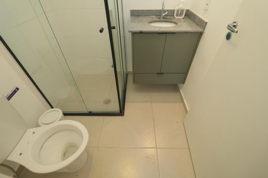 Banheiro de apartamento para alugar com 1 quarto, 30m² em Vila Mariana, São Paulo