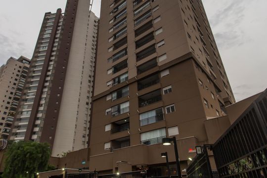 Vista da Rua de apartamento à venda com 1 quarto, 42m² em Empresarial 18 do Forte, Barueri