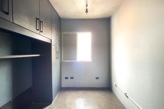 Quarto 1 de apartamento para alugar com 2 quartos, 50m² em Centro, Osasco