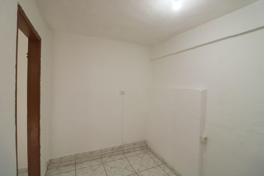 Cozinha de casa para alugar com 1 quarto, 49m² em Vila Ema, São Paulo