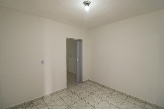 Sala de casa para alugar com 1 quarto, 49m² em Vila Ema, São Paulo