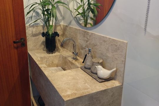 Casa à venda com 2 quartos, 144m² em Cachoeirinha, Belo Horizonte