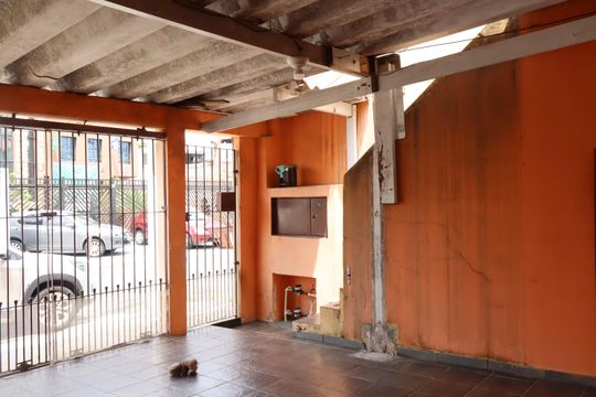 Garagem de casa à venda com 4 quartos, 199m² em Vila Alzira, São Paulo
