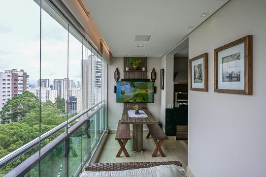 Varanda de apartamento para alugar com 3 quartos, 132m² em Vila Andrade, São Paulo