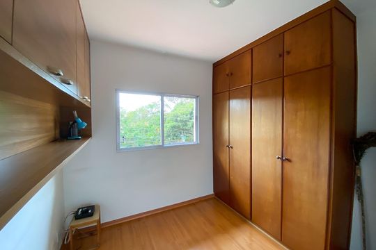 Quarto 3 de casa à venda com 4 quartos, 220m² em Jardim Guadalupe, Osasco