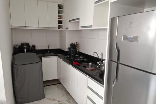 Cozinha de apartamento à venda com 2 quartos, 33m² em Vila Palmeiras, São Paulo