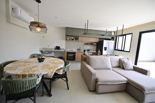 Apartamento para alugar com 2 quartos, 146m² em Setor Bueno, Goiânia
