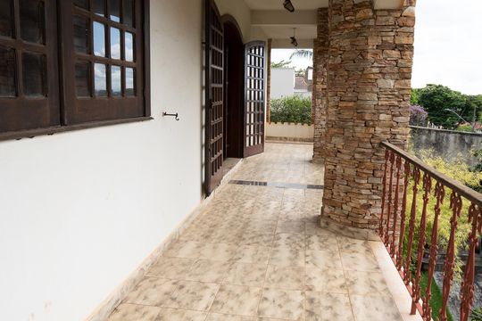 Casa à venda com 5 quartos, 850m² em Bandeirantes (pampulha), Belo Horizonte