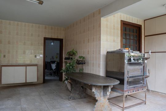 Casa à venda com 5 quartos, 850m² em Bandeirantes (pampulha), Belo Horizonte