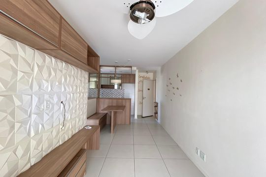 Apartamento à venda com 2 quartos, 56m² em Todos Os Santos, Rio de Janeiro