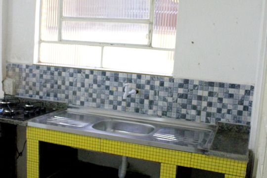 Cozinha  de casa para alugar com 2 quartos, 54m² em Parque Santo Antonio, Guarulhos