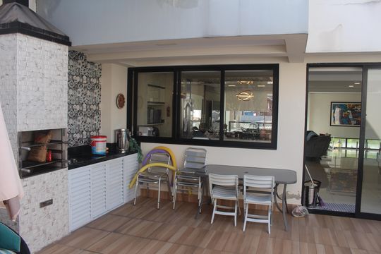 Quintal de casa à venda com 3 quartos, 389m² em Nova Gerti, São Caetano do Sul