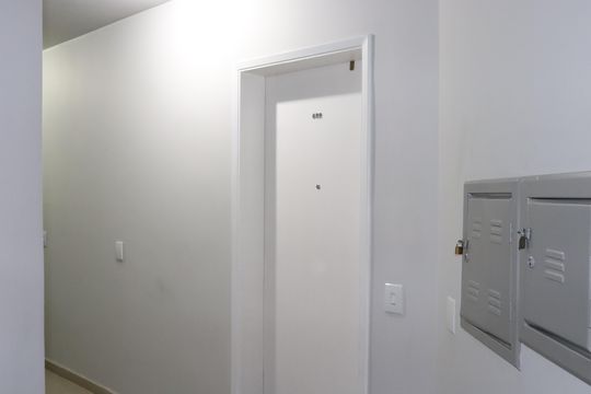 Corredor de apartamento à venda com 1 quarto, 28m² em Bela Vista, São Paulo