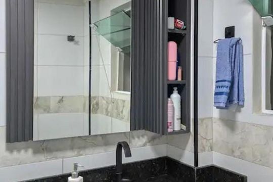 Banheiro de casa para alugar com 1 quarto, 37m² em Jardim Real , Praia Grande