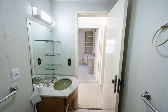 Apartamento à venda com 3 quartos, 83m² em Independência, Porto Alegre