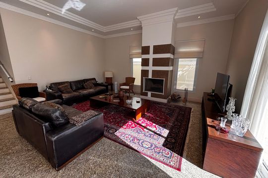 Sala 3 de casa de condomínio para alugar com 5 quartos, 430m² em Residencial Morada dos Lagos, Barueri