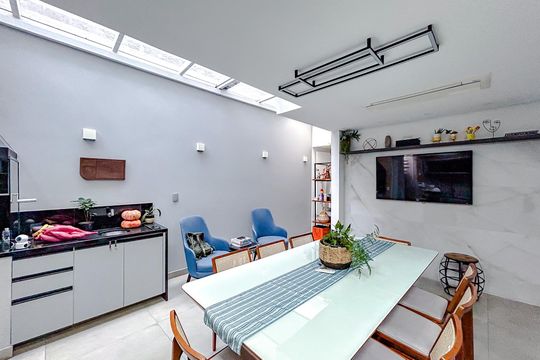 Cozinha de casa à venda com 2 quartos, 172m² em Jardim Analia Franco, São Paulo