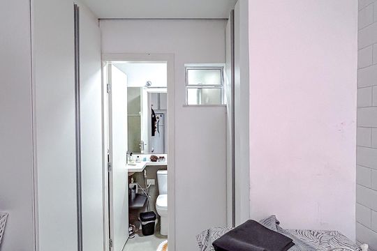 Área de Serviço de casa à venda com 2 quartos, 172m² em Jardim Analia Franco, São Paulo