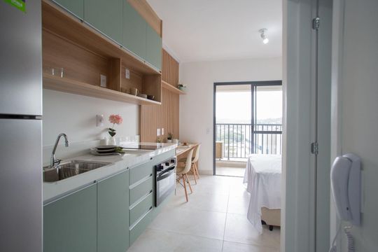 Cozinha de kitnet/studio para alugar com 1 quarto, 24m² em Vila Cordeiro, São Paulo
